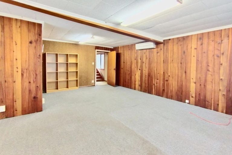 Photo of property in 1/11 Taharoto Road, Takapuna, Auckland, 0622