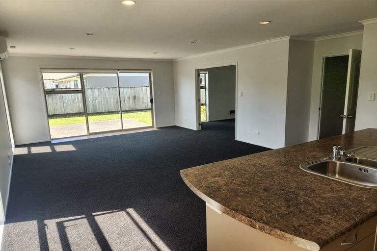 Photo of property in 360 One Tree Point Road, One Tree Point, 0118