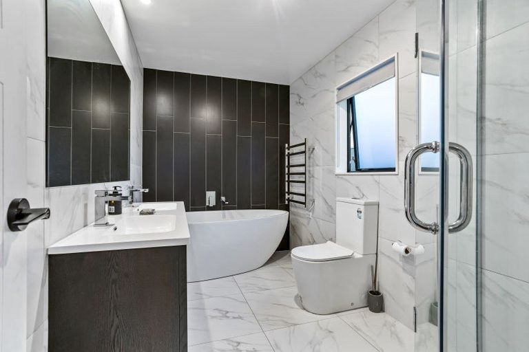 Photo of property in 28 Tai Crescent, Hobsonville, Auckland, 0616