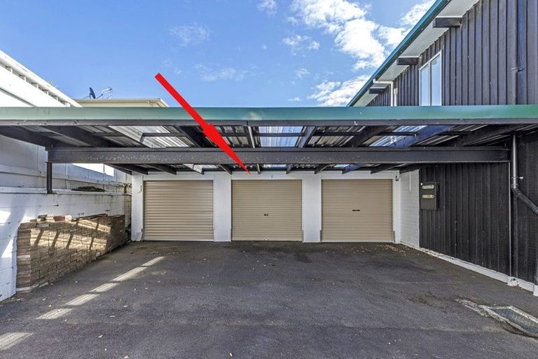 Photo of property in 1/78 Kitchener Road, Milford, Auckland, 0620