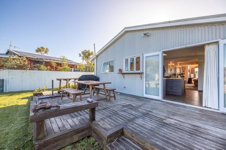 Photo of property in 14 Coates Street, Westport, 7825