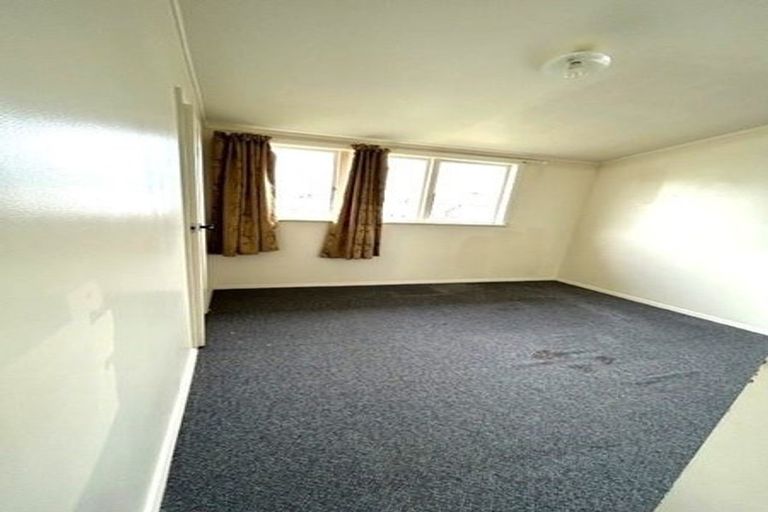 Photo of property in 27-33 Cheshire Street, Cannons Creek, Porirua, 5024