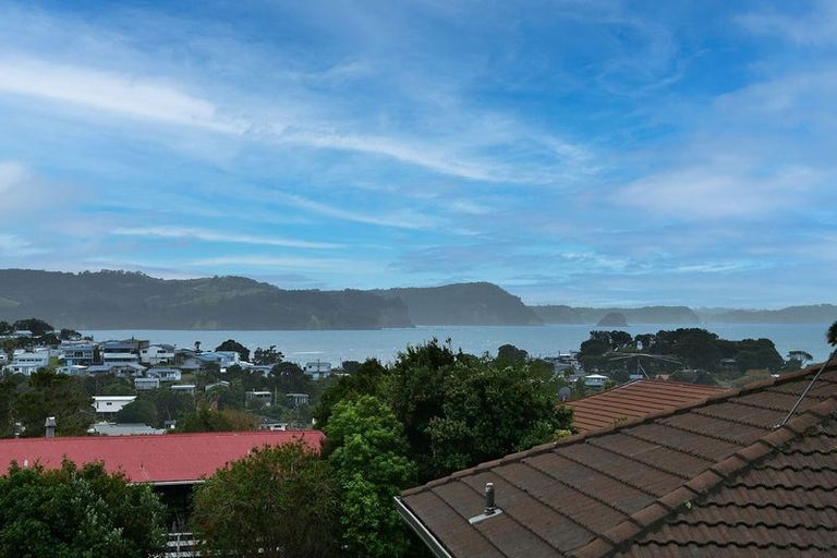 Photo of property in 3 Higham Ferrers Place, Red Beach, 0932