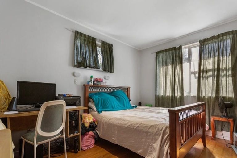 Photo of property in 27 Burndale Terrace, Manurewa, Auckland, 2102