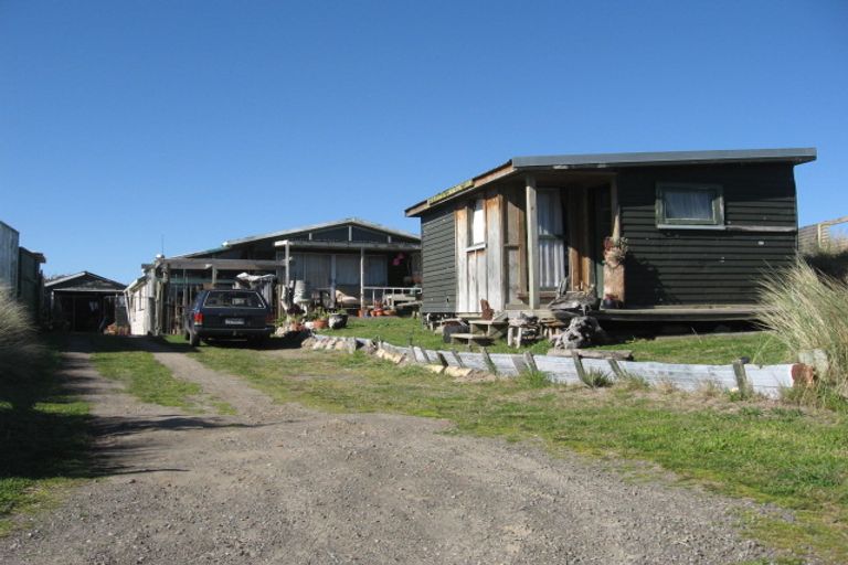 Photo of property in 41 Te Kiri Street, Himatangi Beach, Foxton, 4891