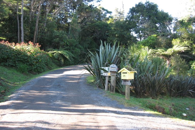 Photo of property in 18 Kemp Road, Kerikeri, 0230