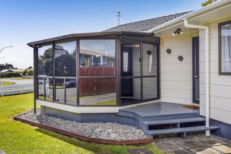 Photo of property in 6 Sunnyvale Street, Bell Block, New Plymouth, 4312