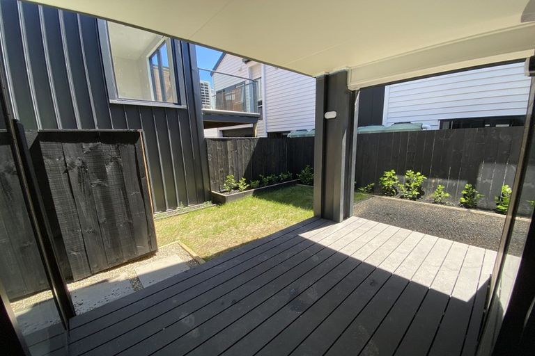 Photo of property in 23 Marumaru Lane, Manurewa, Auckland, 2102