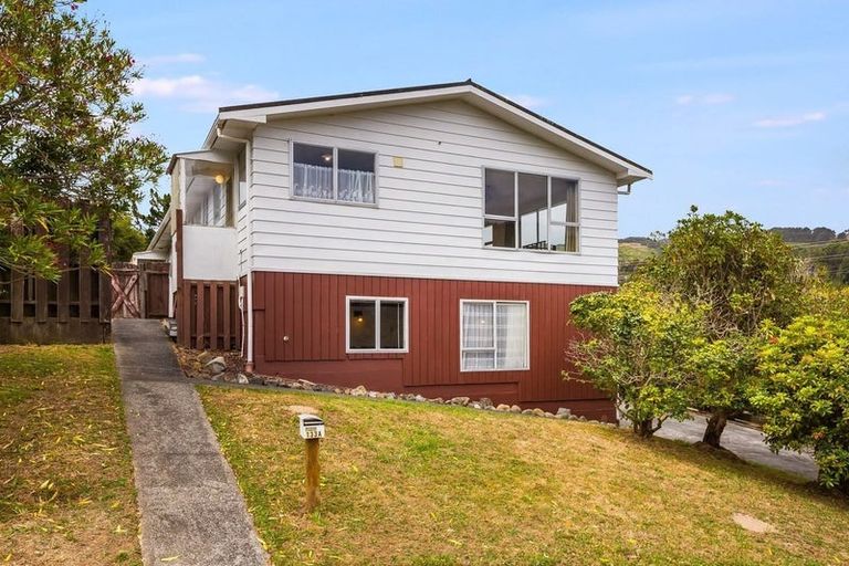 Photo of property in 133a Taylor Terrace, Tawa, Wellington, 5028