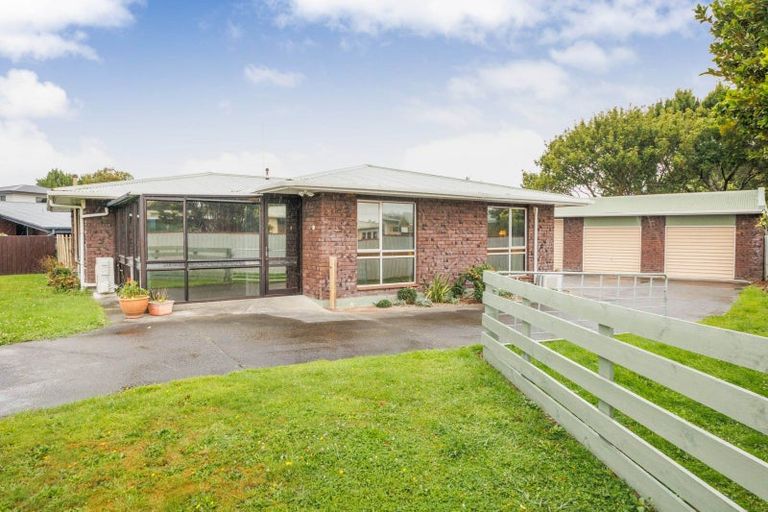 Photo of property in 2 Ashdown Crescent, Feilding, 4702