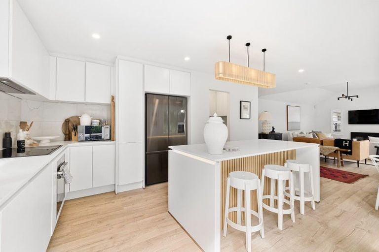 Photo of property in 120 Springfield Road, St Albans, Christchurch, 8014