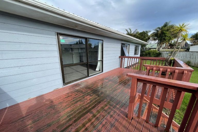 Photo of property in 7 Riserra Drive, Ranui, Auckland, 0612
