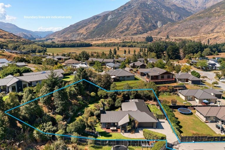 Photo of property in 8 Quill Street, Lake Hayes, Queenstown, 9304