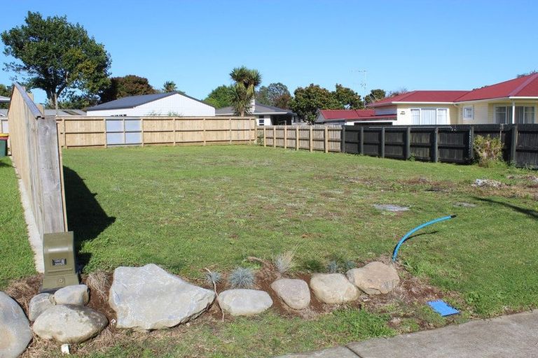 Photo of property in 1 Wheeler Place, Upper Vogeltown, New Plymouth, 4310