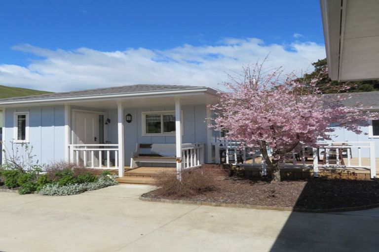 Photo of property in 3 Turner Place, Wakefield, 7025