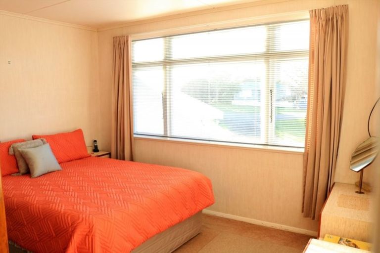 Photo of property in 42 Whittaker Street, Shannon, 4821