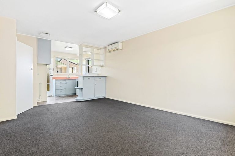 Photo of property in 2/60 Avalon Street, Richmond, Christchurch, 8013