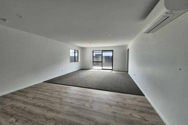 Photo of property in 6 Privet Way, Rolleston, 7614