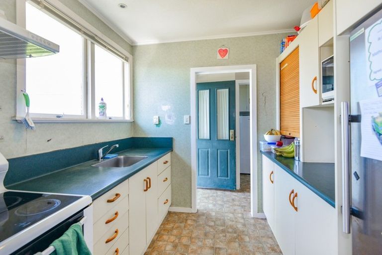 Photo of property in 38 Folkestone Drive, Flaxmere, Hastings, 4120