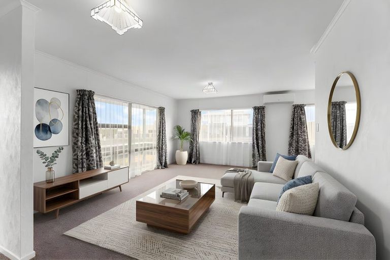Photo of property in 1 Stella Drive, Clarks Beach, 2122
