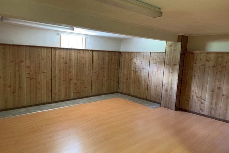 Photo of property in 374 East Coast Road, Sunnynook, Auckland, 0630