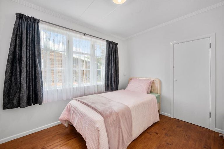 Photo of property in 24 Selwyn Road, Lynmore, Rotorua, 3010