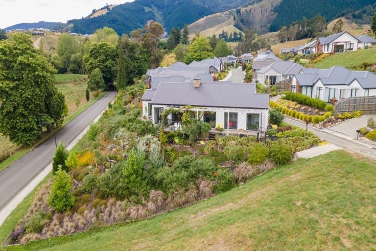 Photo of property in 18 Waterson Lane, Stoke, Nelson, 7011