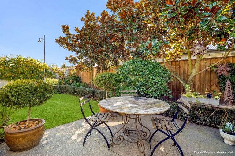 Photo of property in 16 Goldney Close, Lincoln, 7608