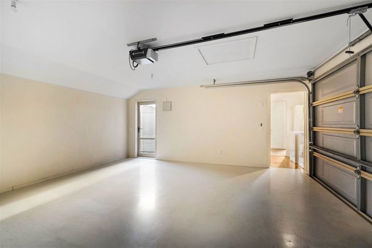 Photo of property in 7 Hamlet Lane, Heathcote Valley, Christchurch, 8022