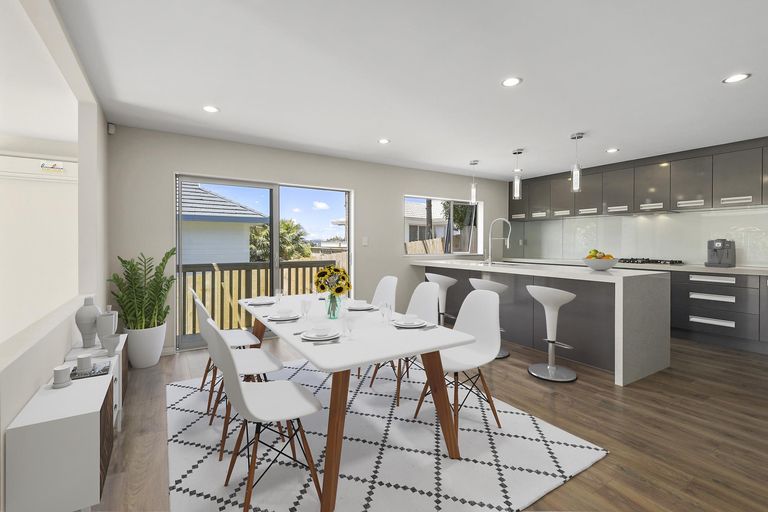 Photo of property in 11a Matisse Drive, West Harbour, Auckland, 0618