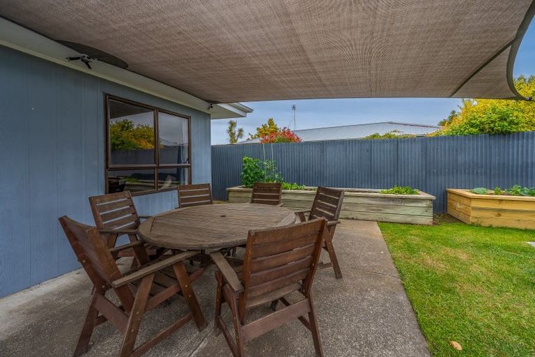 Photo of property in 15 Duckworth Crescent, Greenmeadows, Napier, 4112
