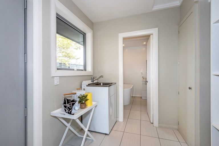 Photo of property in 131 Wainoni Road, Avondale, Christchurch, 8061