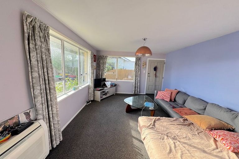 Photo of property in 2/129 Marriotts Road, New Brighton, Christchurch, 8083