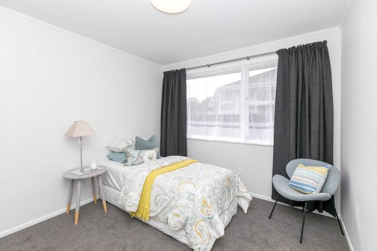 Photo of property in 17 Kensington Place, Fairfield, Hamilton, 3214