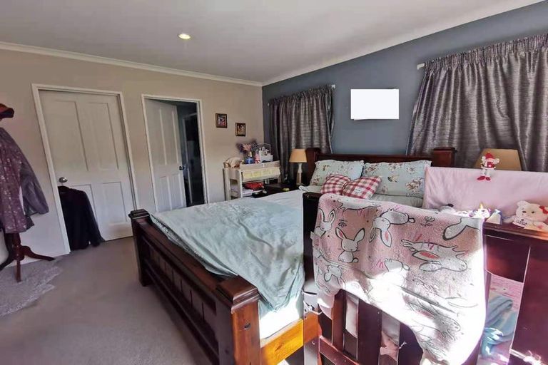 Photo of property in 10 Cressida Close, Rolleston, 7614