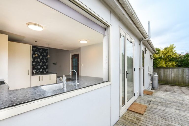 Photo of property in 105 Bay View Road, South Dunedin, Dunedin, 9012