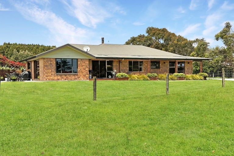 Photo of property in 114 Golf Links Road, Ruatapu, Hokitika, 7883