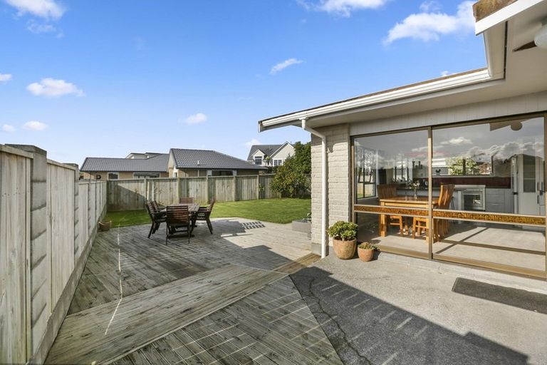 Photo of property in 323 Mangorei Road, Merrilands, New Plymouth, 4312