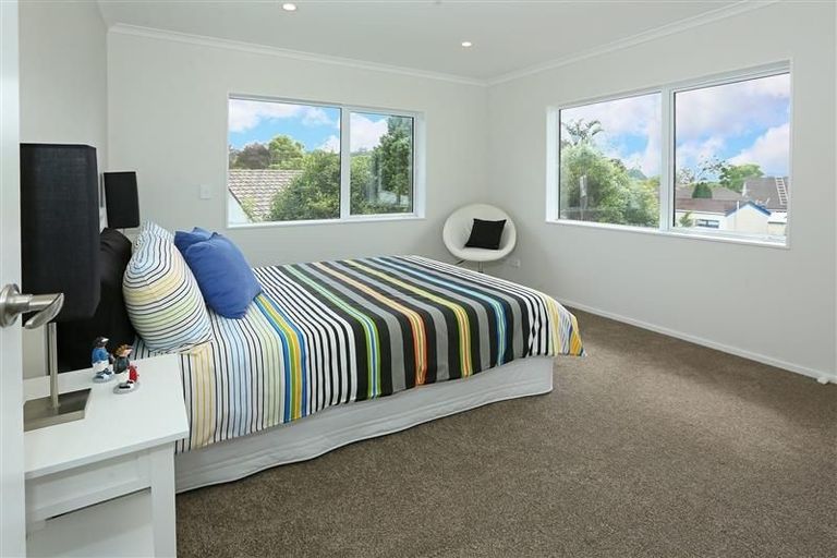 Photo of property in 679a Swanson Road, Swanson, Auckland, 0612