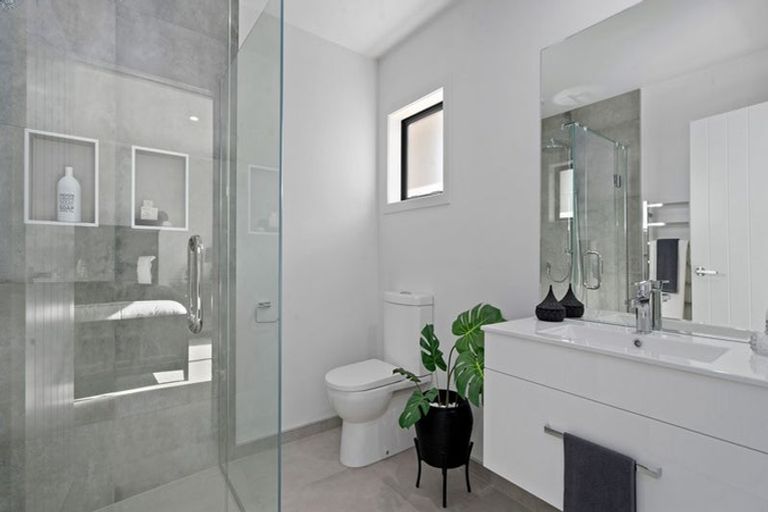 Photo of property in 255 Parklands Avenue, Bell Block, New Plymouth, 4312