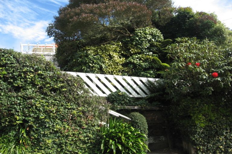 Photo of property in 38 Ponsonby Road, Karori, Wellington, 6012