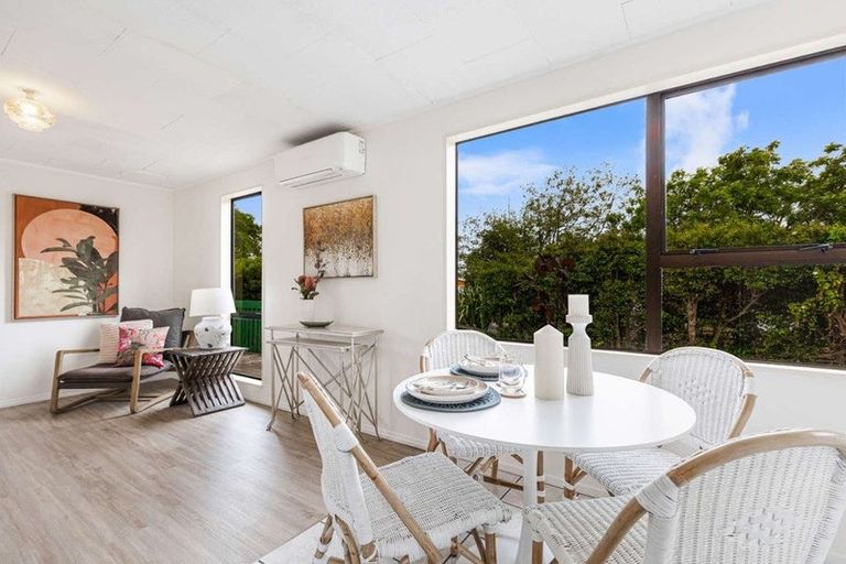 Photo of property in 25 Pinotage Place, Huapai, Kumeu, 0810