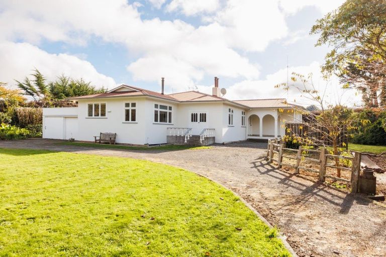 Photo of property in 179 Leedstown Road, Hunterville, Marton, 4787