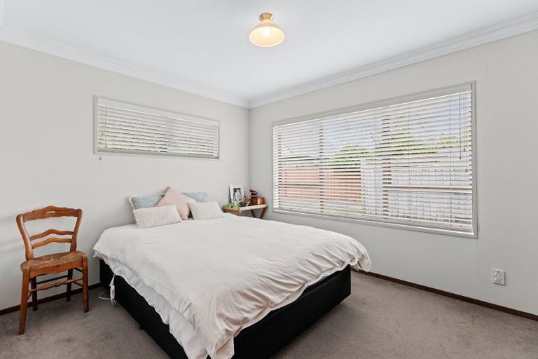 Photo of property in 529a Devonport Road, Tauranga South, Tauranga, 3112