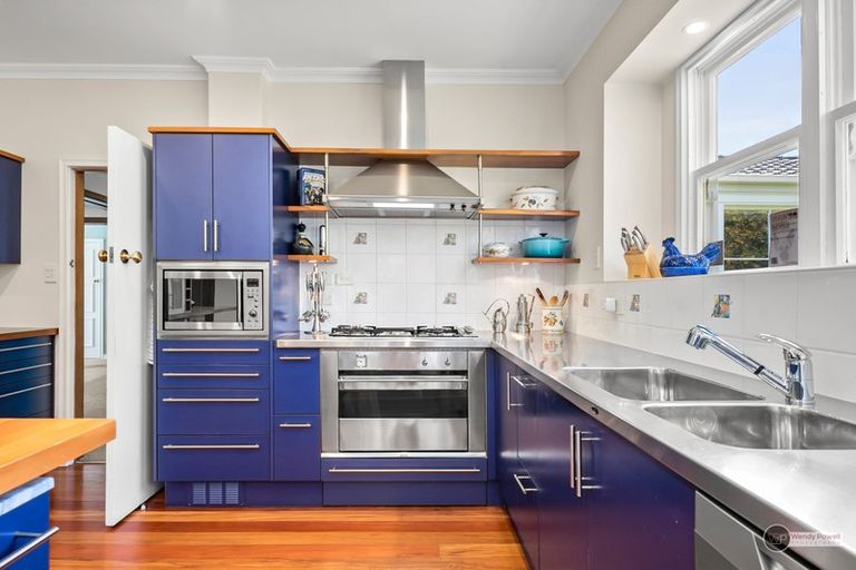 Photo of property in 130e Woburn Road, Woburn, Lower Hutt, 5010