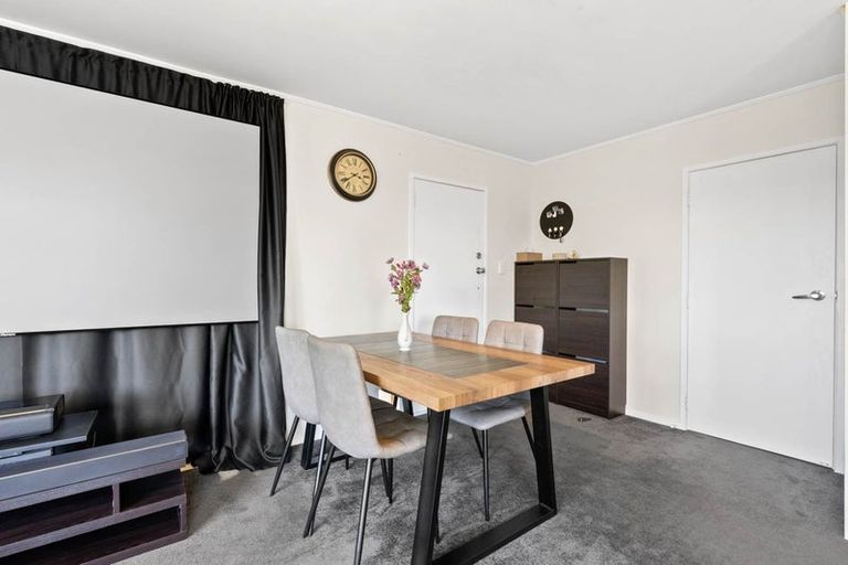 Photo of property in 4 Wesleydale Place, Papakura, 2110