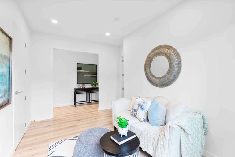 Photo of property in 4 Kauru Lane, Wainui, 0992