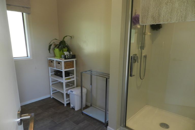 Photo of property in 34 Broadview Road, Opua, 0200