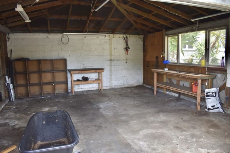 Photo of property in 98 Queen Street West, Levin, 5510