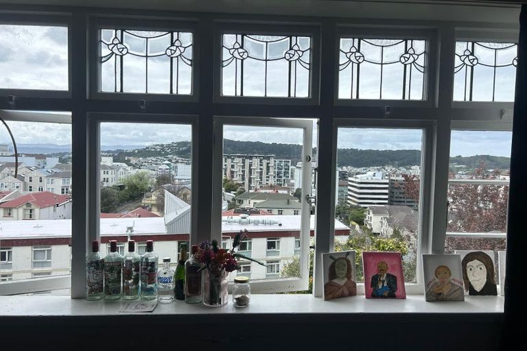 Photo of property in 6 Maurice Terrace, Te Aro, Wellington, 6011